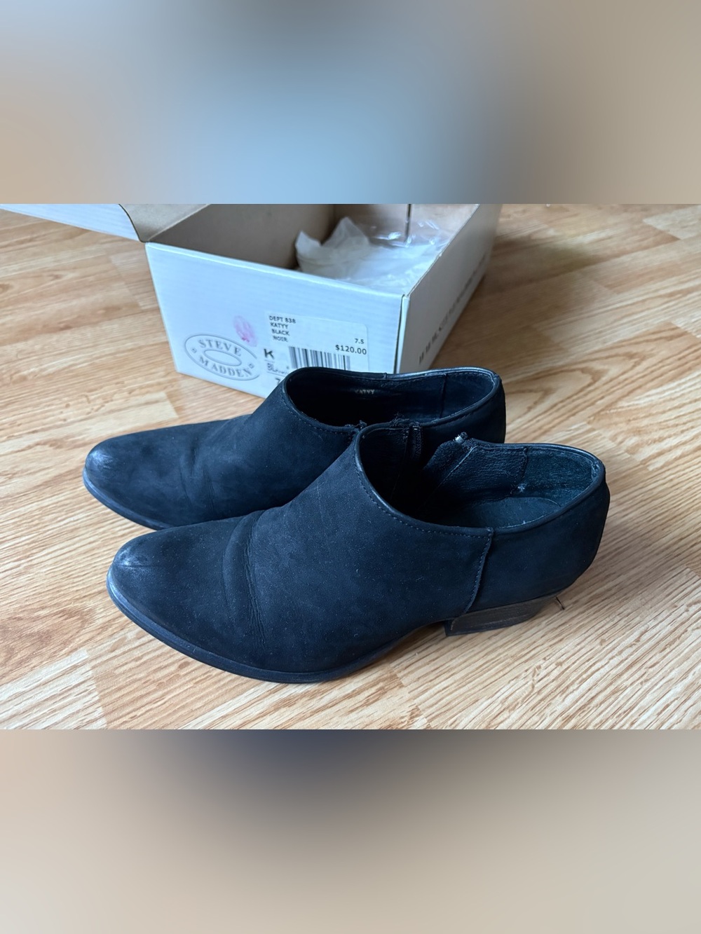 Steve Madden Leather Black Nubuck and Suede Ankle Booties with Low Heel
